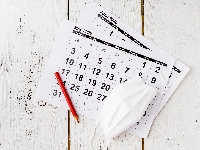 Календарь распространения COVID-19 в России и событий на фармрынке